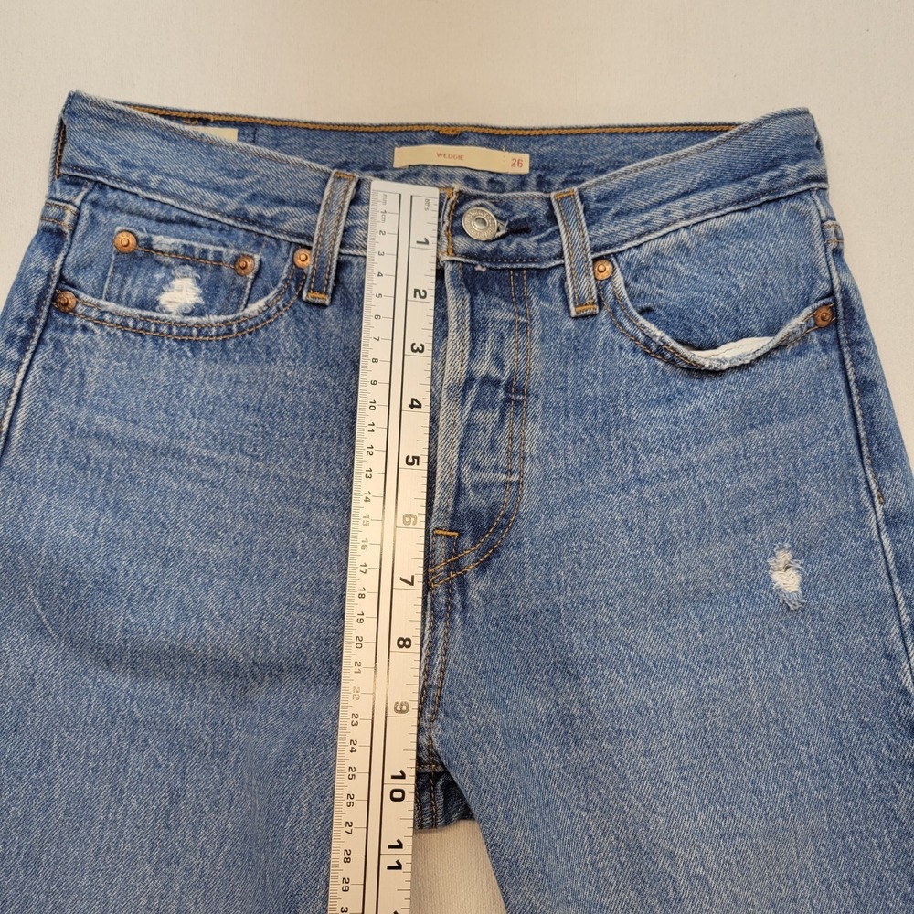 Levis Jeans Womens 26 Blue Wedgie Straight Button Fly Mid Rise Raw Hem Denim - Picture 7 of 10